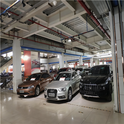 Diverse Vehicle Yard